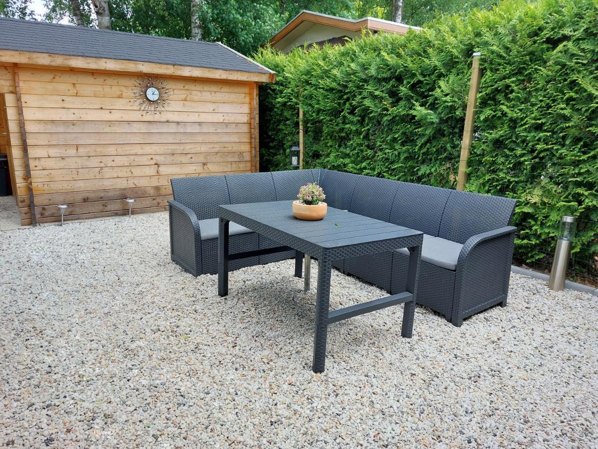 Comfortabel En Gezellig Familie Chalet Tot 6 Personen Op De Veluwe Bungalowpark De Kern Putten Exterior foto